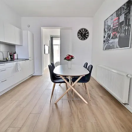 Rent A Flat - Bruxelles Appartement Buitenkant foto