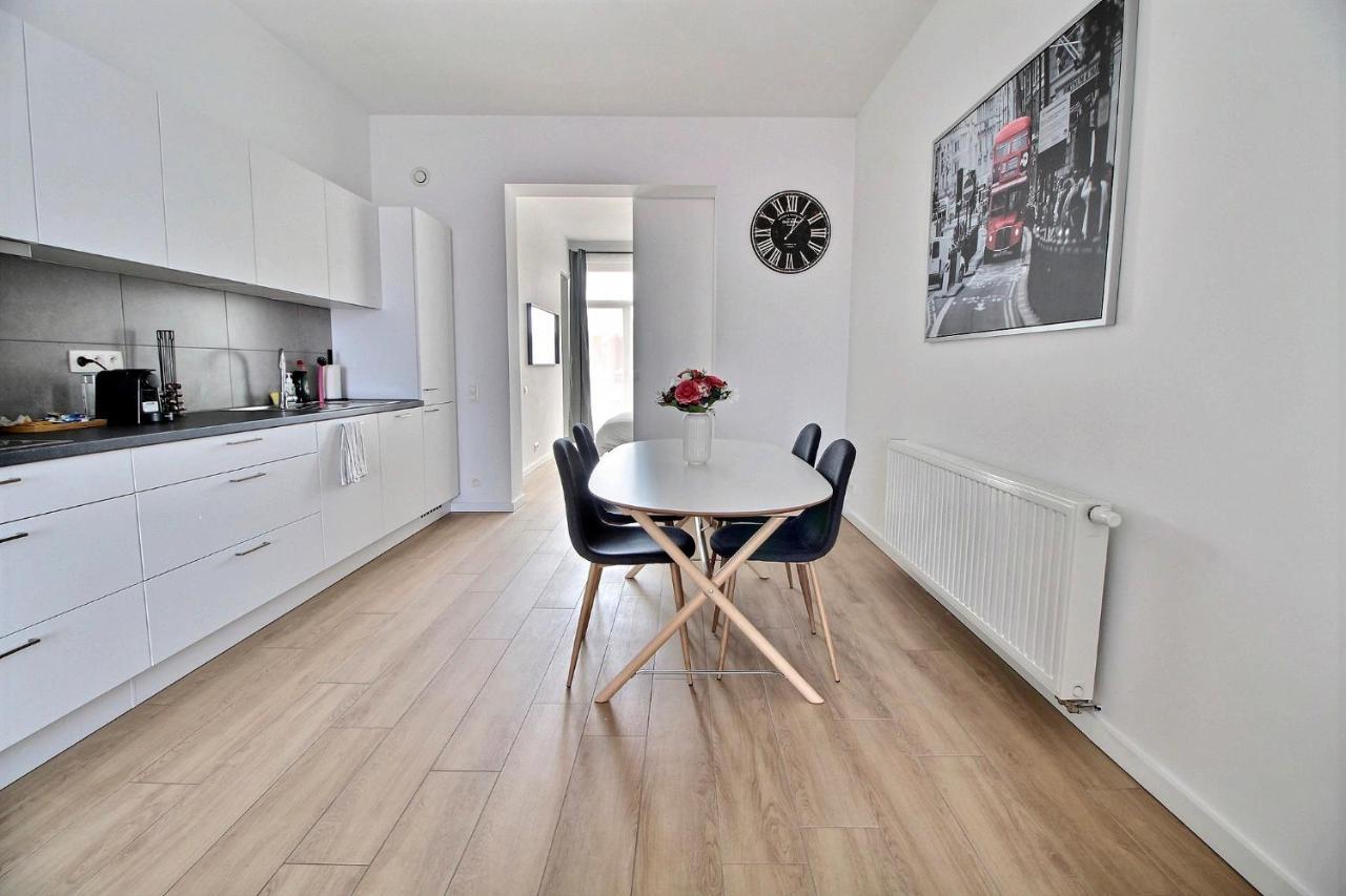 Rent A Flat - Apartment *