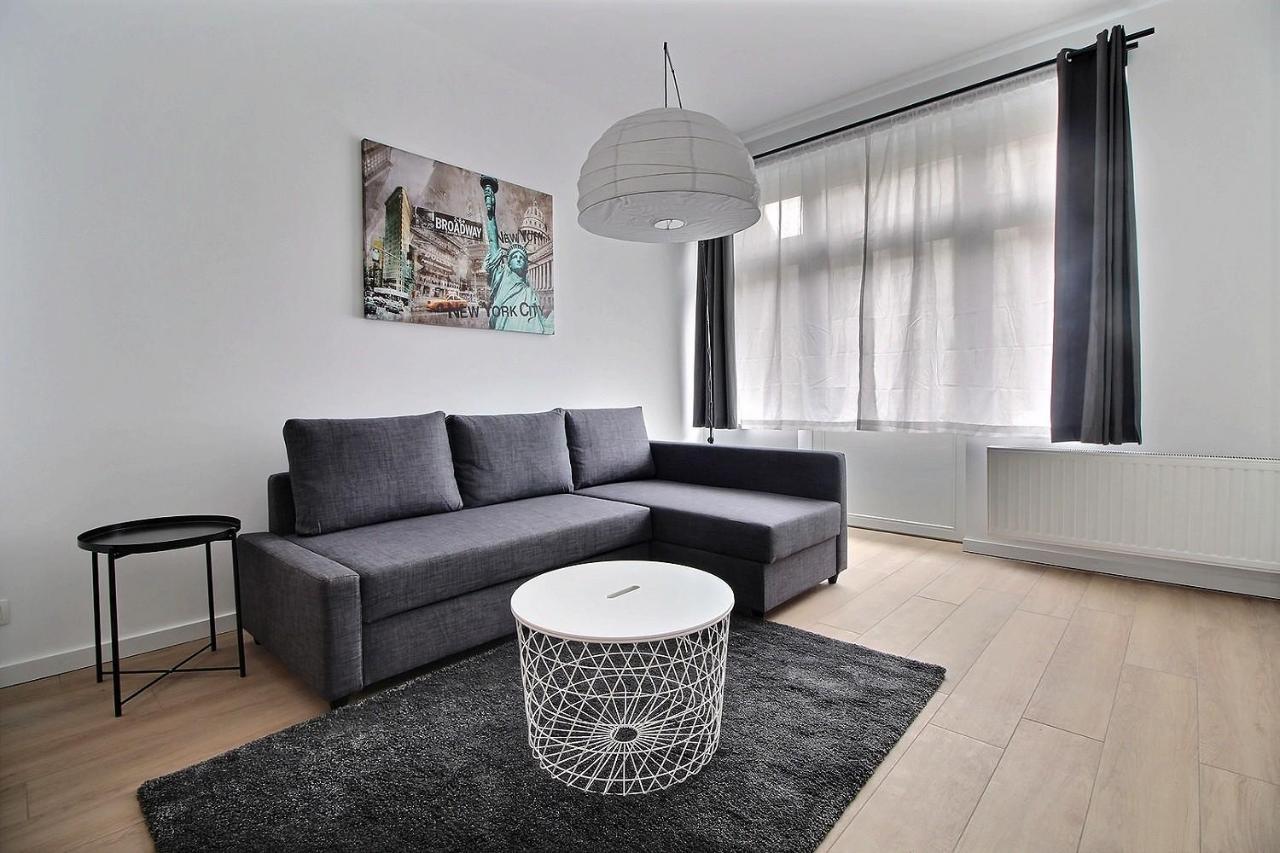 Apartment Rent A Flat -
